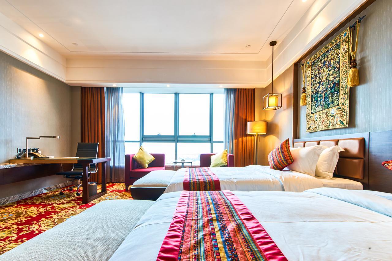 Zhongshan Guzhen Huayu Landmark Hotel Extérieur photo
